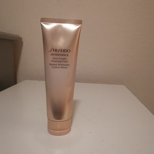 Shishido cleansing foam